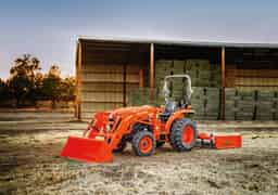 Chores made easy with Kubota and the L3302HST